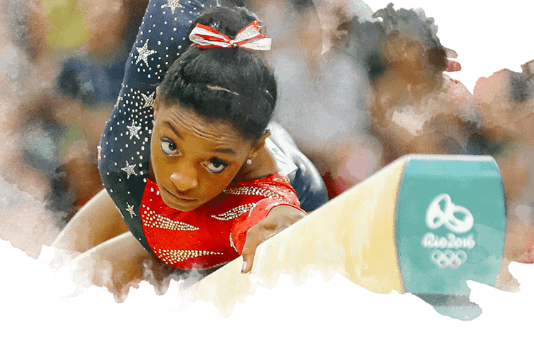 Simone Biles muestra sus dotes en la barra de equilibrio de gimnasia artística en los Juegos Olímpicos de Río 2016