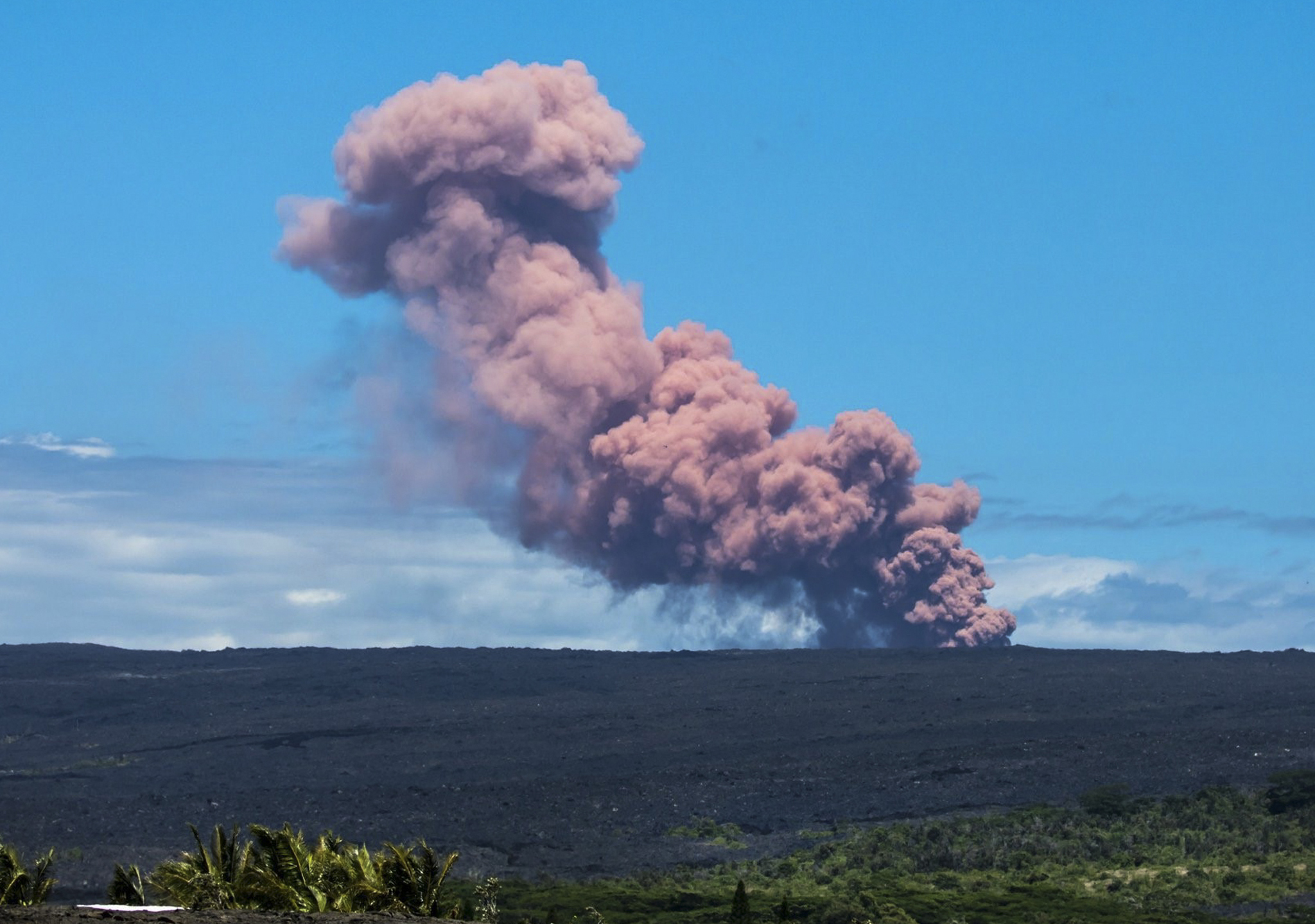 El volcán Kilauea despierta en Hawai