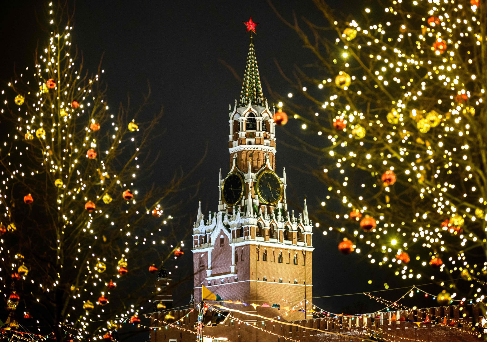 La Torre Spásskaya del Kremlin es una referencia de esta ciudadela