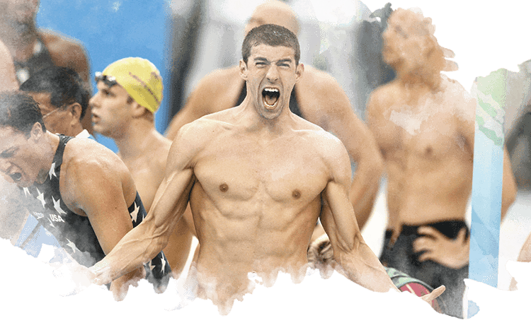 Michael Phelps tras la victoria de su equipo en la prueba de 4x100 estilo libre de natación en Pekín 2008