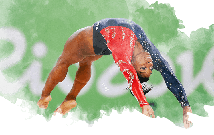 Simone Biles realiza un salto de alto nivel durante su actuación de gimnasia artística en los Juegos Olímpicos de Río 2016