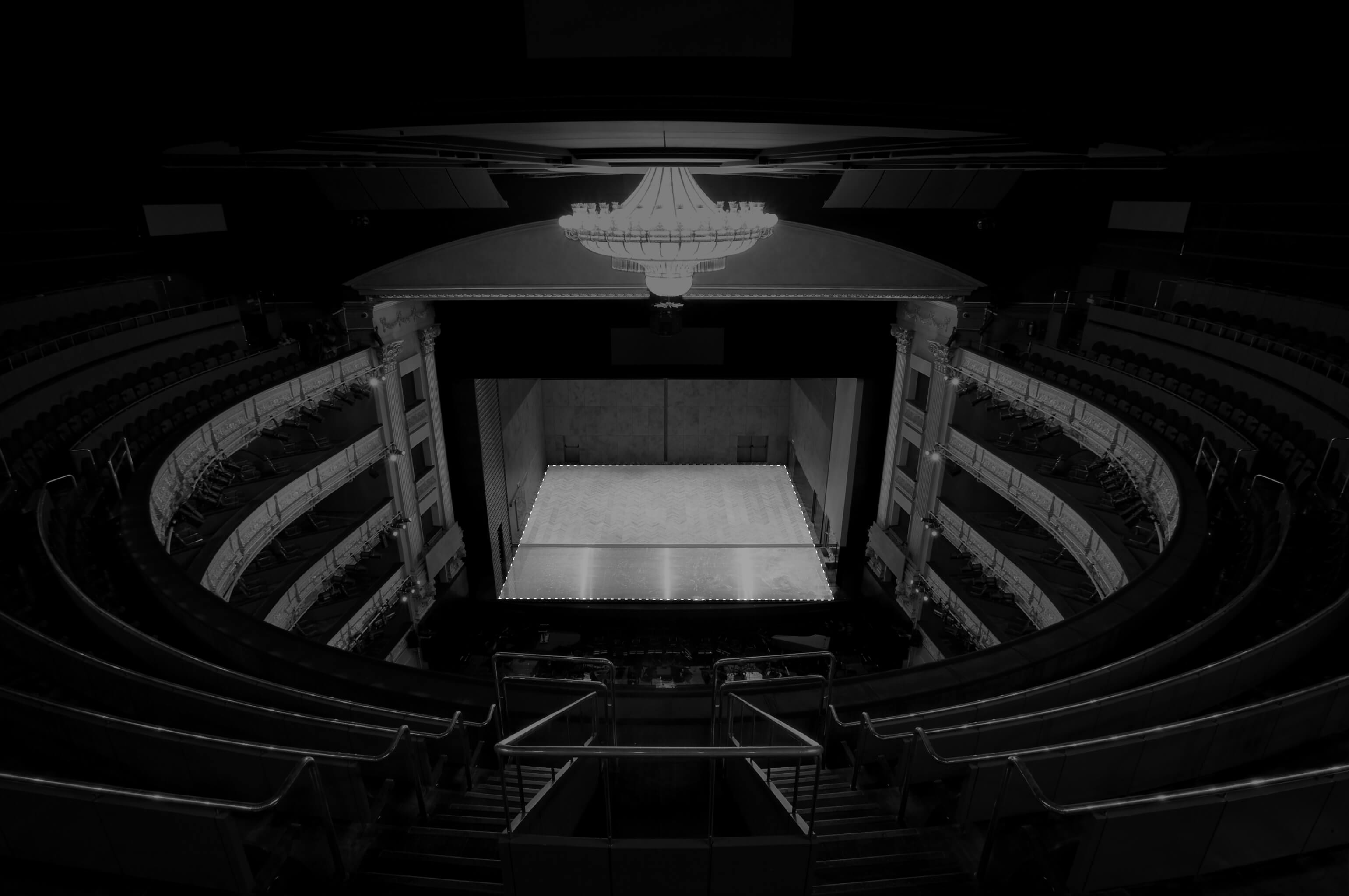 El escenario del Teatro Real mide casi 1.430 m2