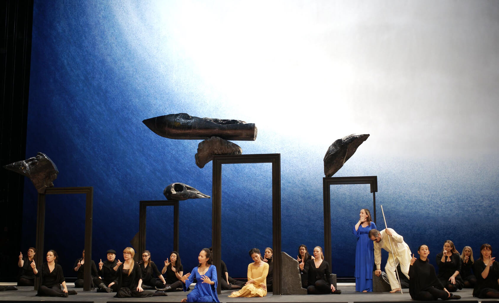 Basada en la vida del poeta francés André Chénier, ejecutado durante la Revolución Francesa, la ópera de Umberto Giordano se interpretó en 2010 en el Real.