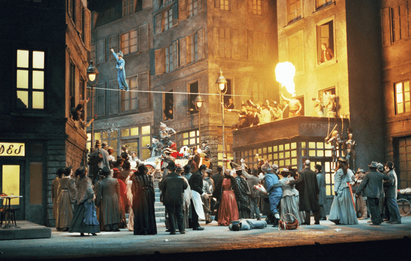 “La Bohème” in the Real was first performed the year of the reopening as an opera house (1998) under the direction of Giancarlo of Monaco. Photo: Javier at the Real