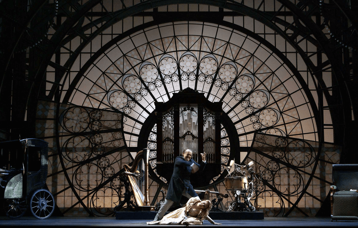 "The Tales of Hoffmann” by Jacques Offenbach. (2006) Photo: Javier at the Real